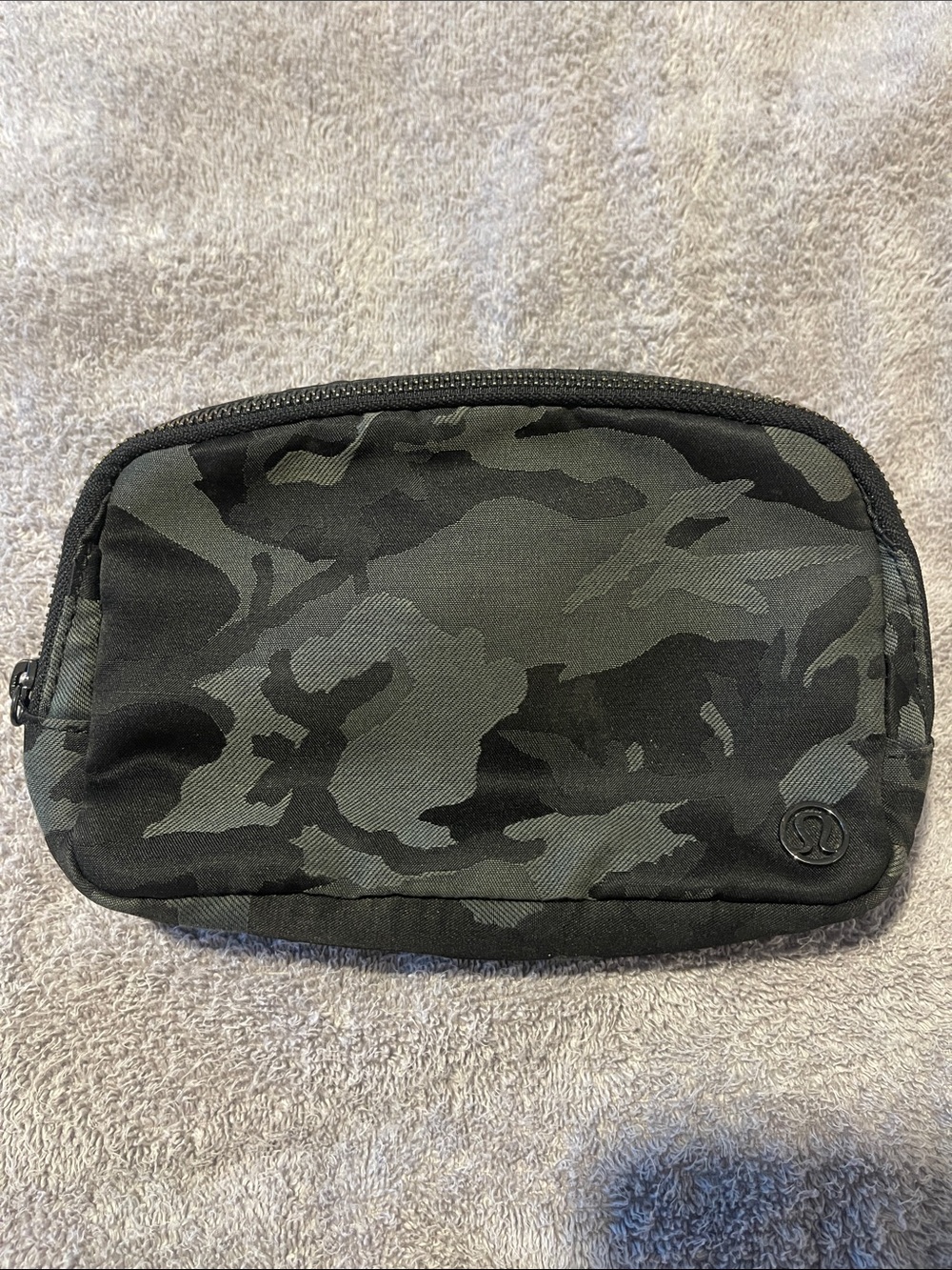 lululemon athletica Black and Charcoal‎ Camo Toiletry Pouch